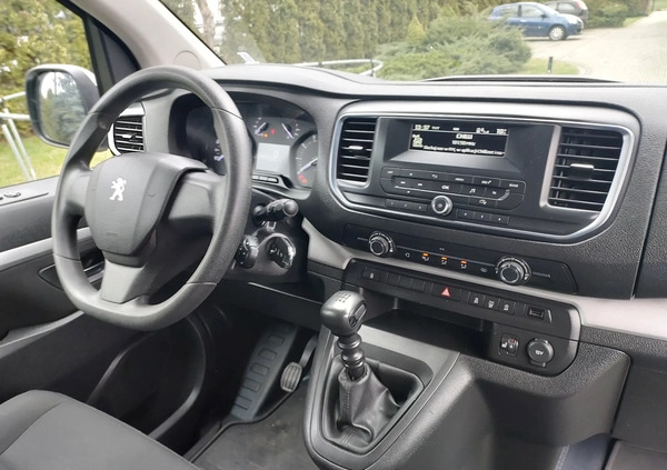 Peugeot Traveller cena 72900 przebieg: 156000, rok produkcji 2017 z Józefów małe 436